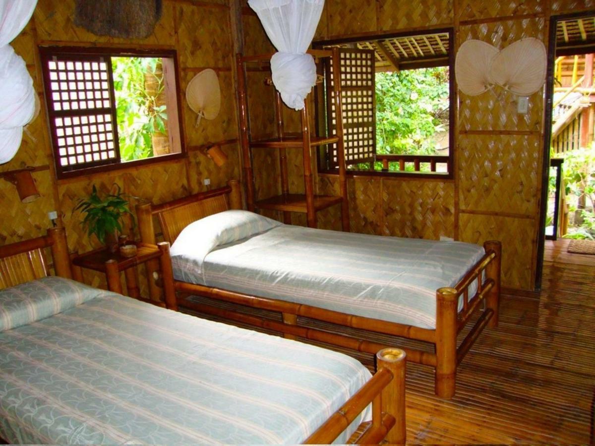 Coco Beach Island Resort Puerto Galera Esterno foto