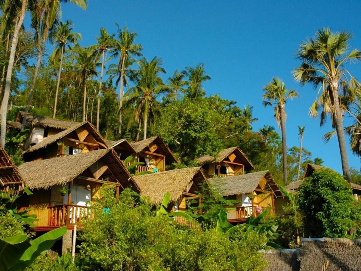 Coco Beach Island Resort Puerto Galera Esterno foto
