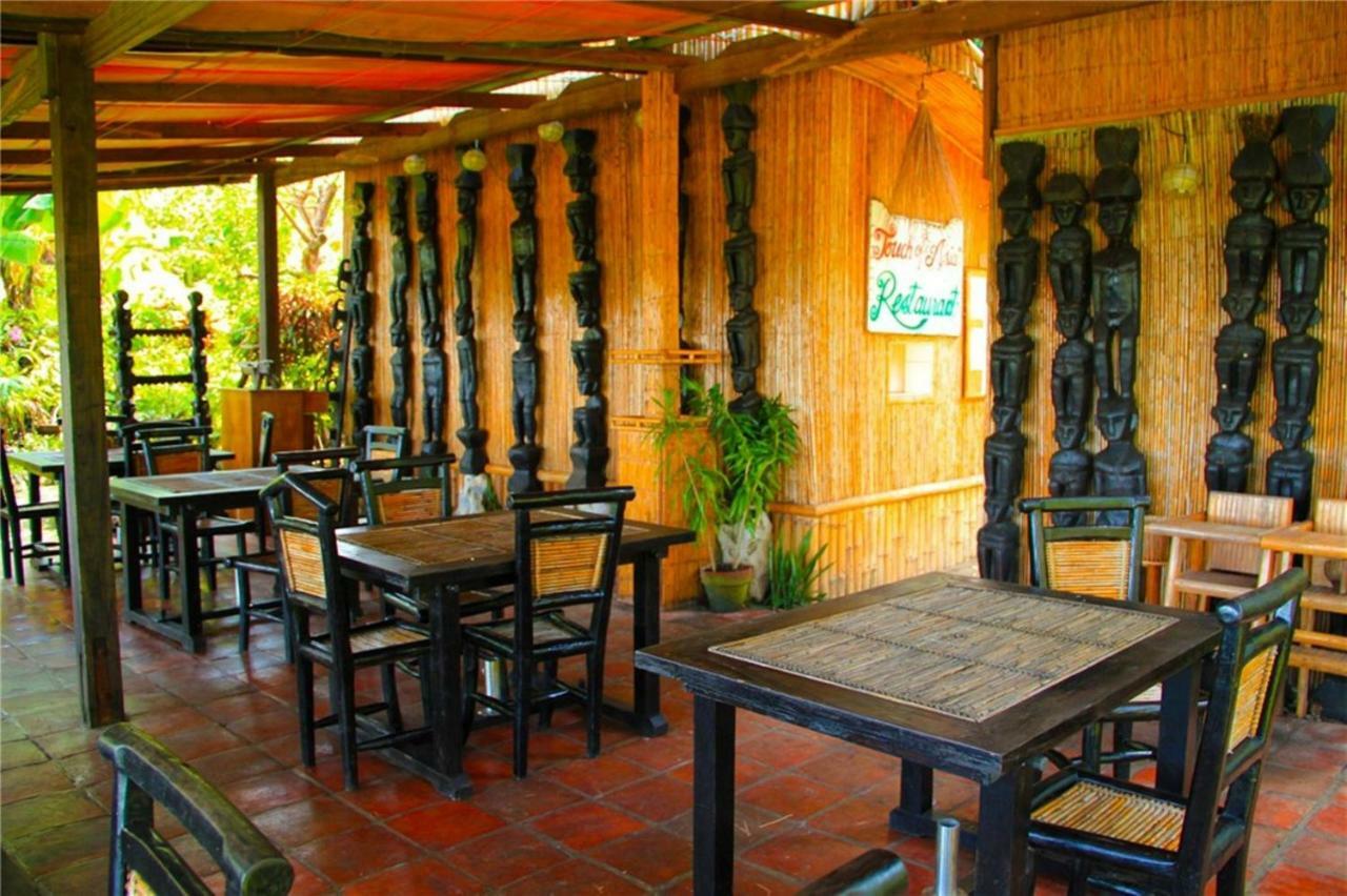 Coco Beach Island Resort Puerto Galera Esterno foto